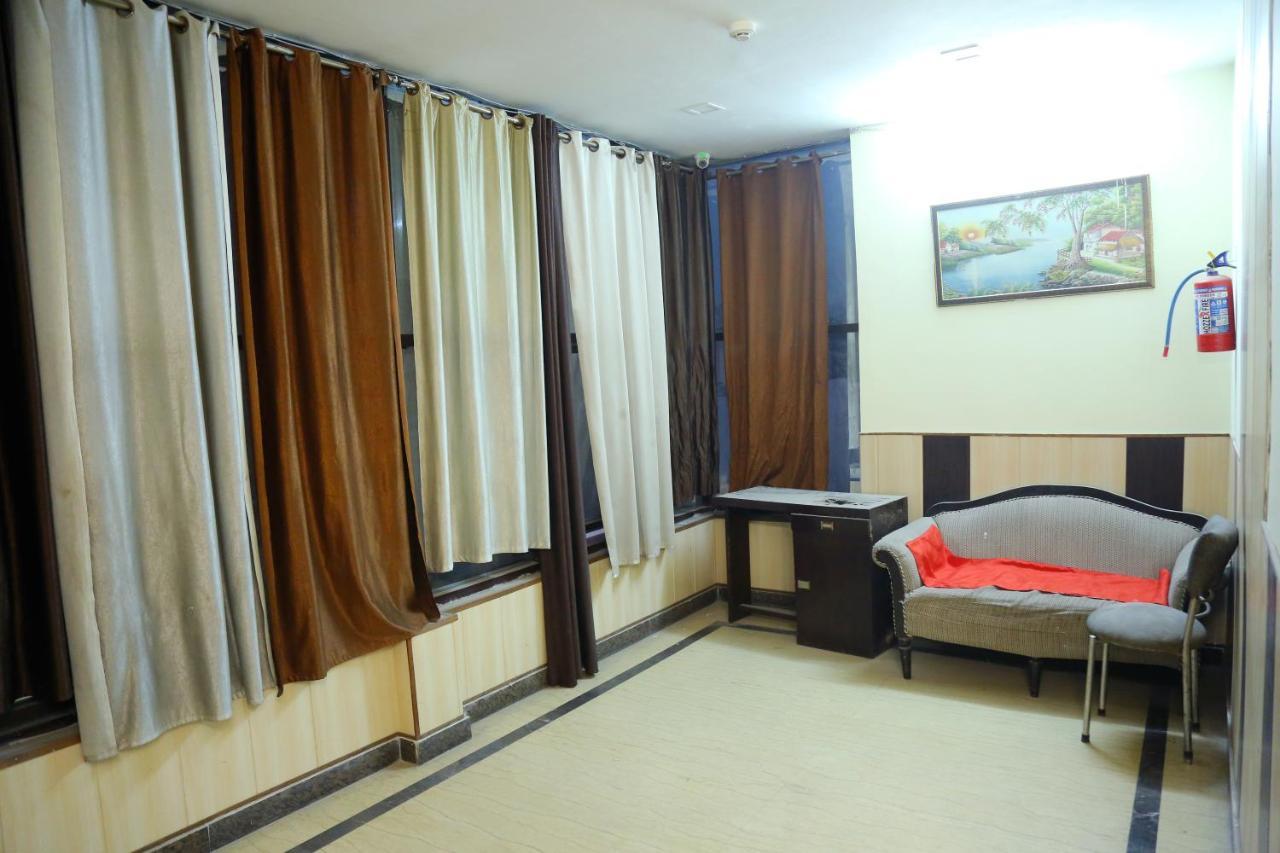 Aerocity Hotel Jindal Palace Delhi- A Well Hygiene Property"All Staff Vaccinated " Neu-Delhi Exterior foto
