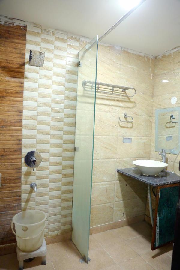 Aerocity Hotel Jindal Palace Delhi- A Well Hygiene Property"All Staff Vaccinated " Neu-Delhi Exterior foto