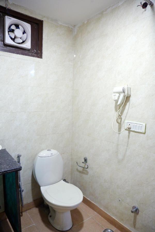 Aerocity Hotel Jindal Palace Delhi- A Well Hygiene Property"All Staff Vaccinated " Neu-Delhi Exterior foto